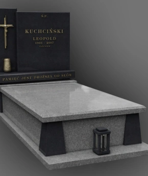 Надгробие 700